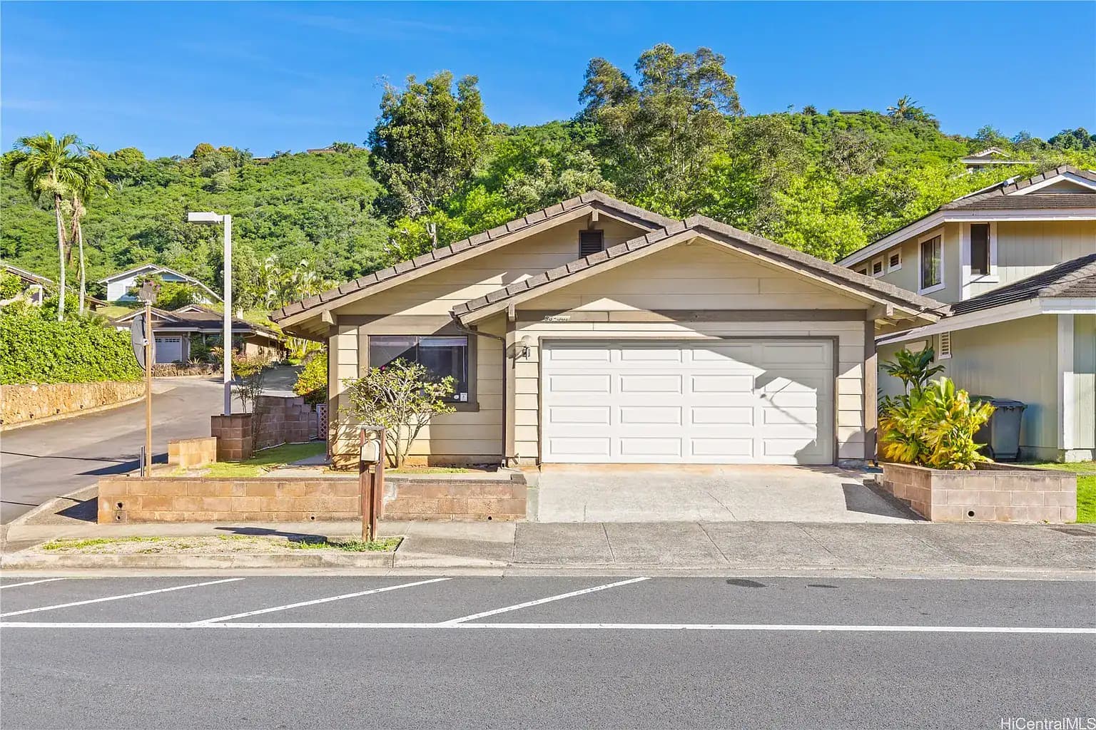 Equity Cash-Out Loan for Single-Family Residence in Aiea, Oahu in Aiea